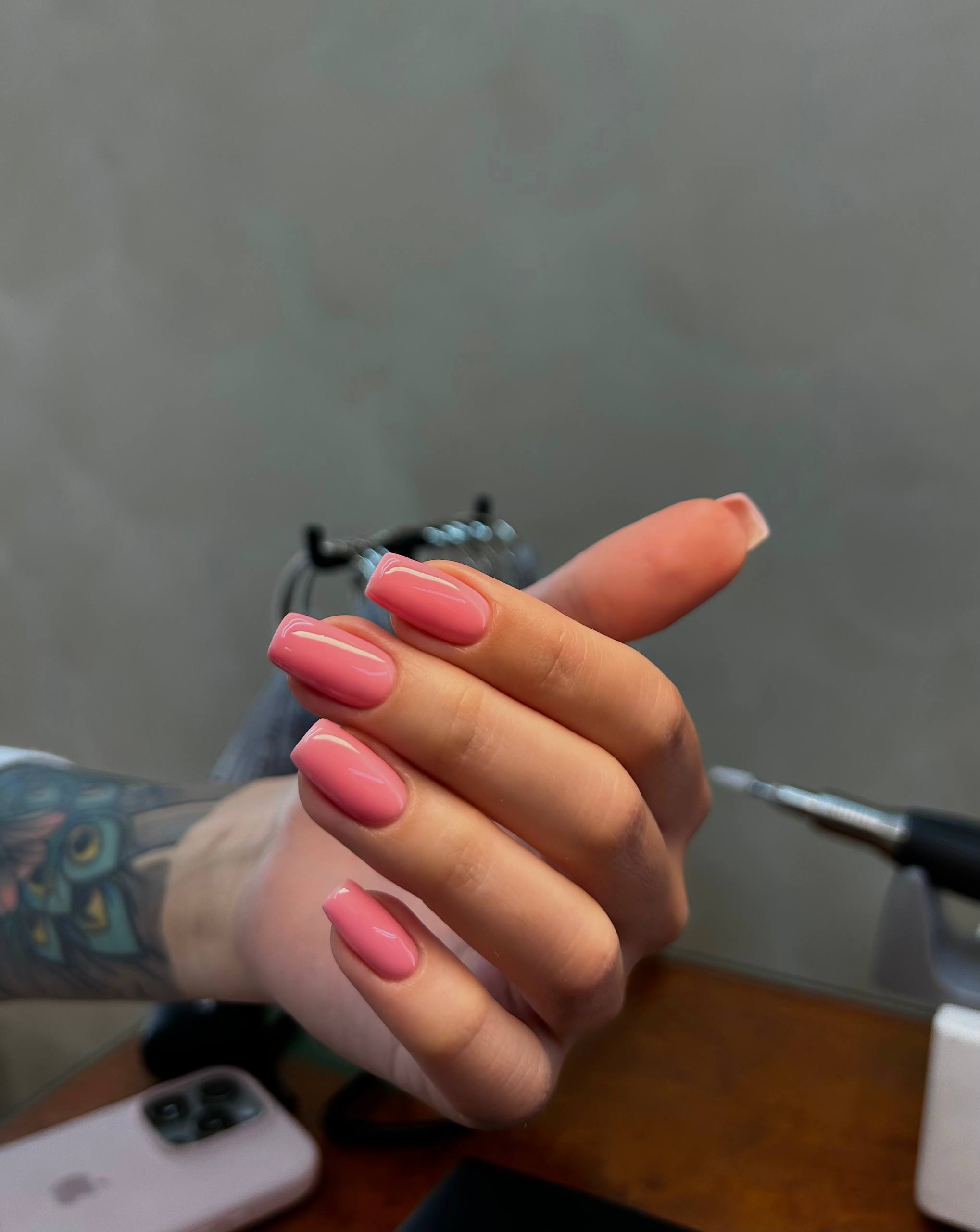 Маникюр с покрытием и укреплением геля - Красота и здоровье в Балашиха - фото 3