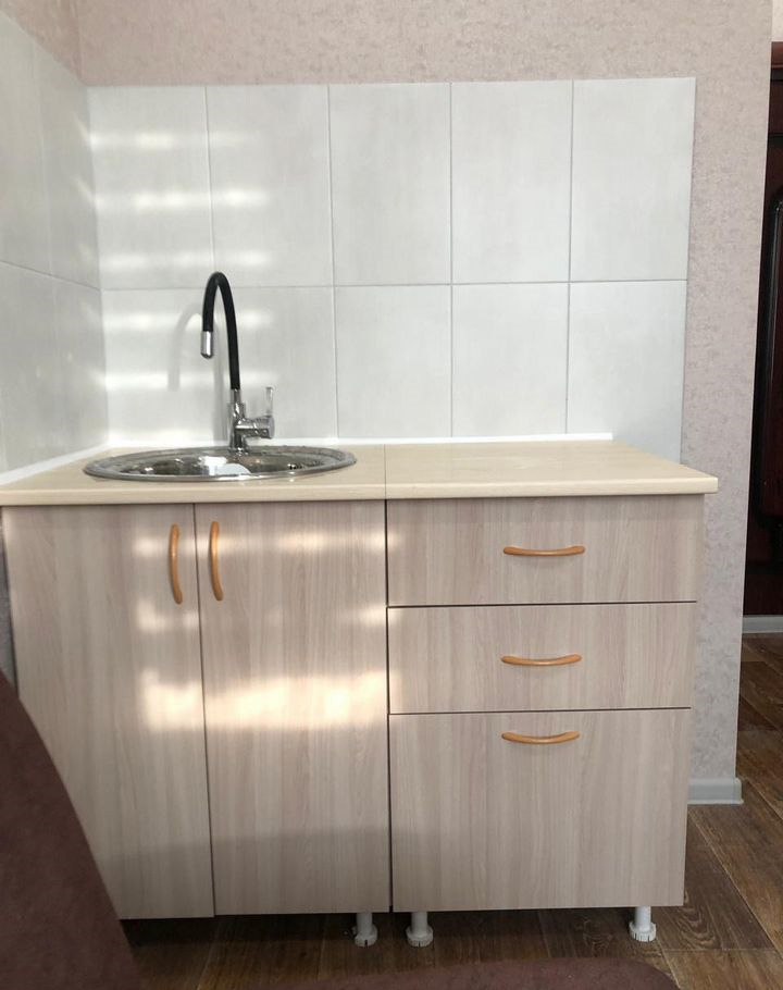 Сдается студия в центре города - Недвижимость в Барнаул