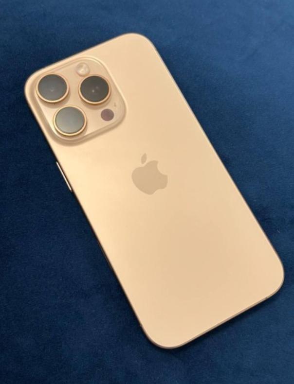 Продам iPhone 16 Pro - частное объявление в Санкт-Петербург