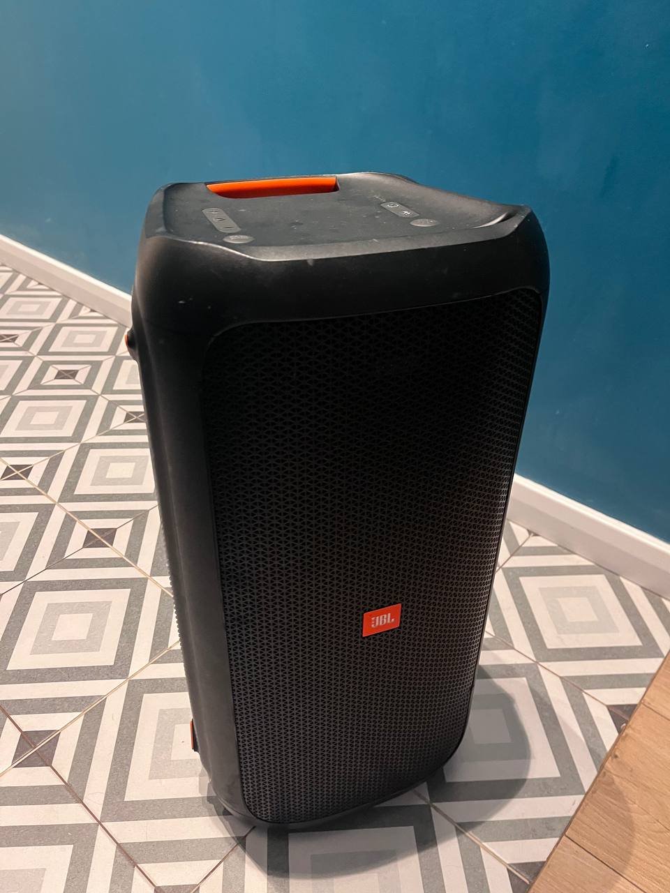 Колонка JBL Party Box 100 - Электроника в Санкт-Петербург