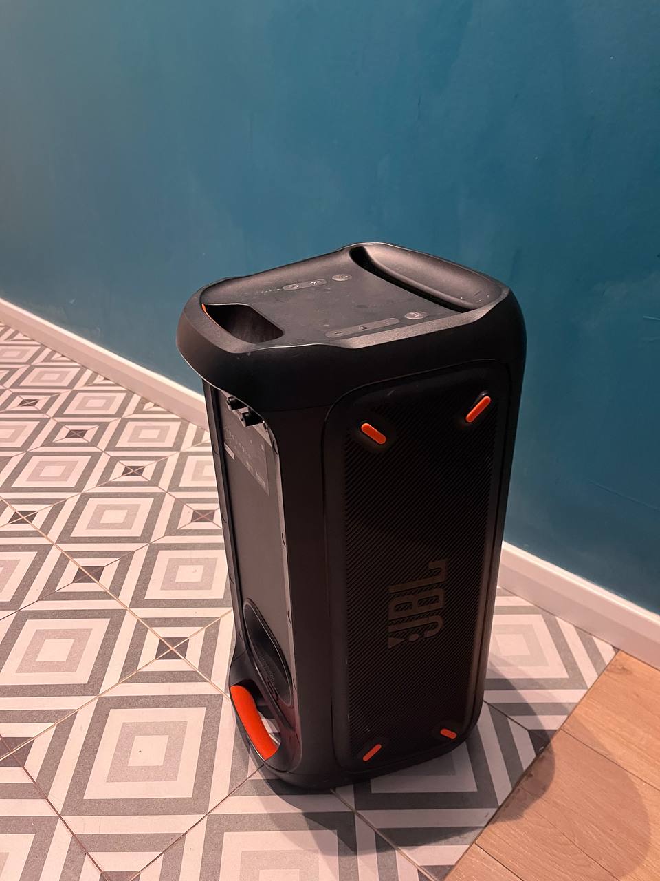 Колонка JBL Party Box 100 - Электроника в Санкт-Петербург - фото 3