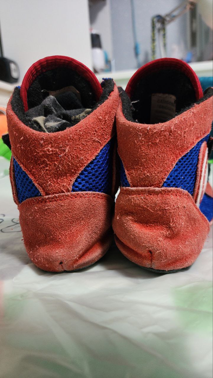 Самбовки за шоколадку Киндер - Одежда в Люберцы - фото 2