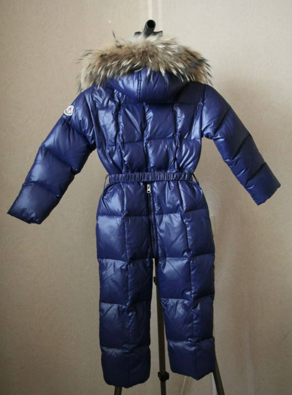 Зимний пуховый комбинезон с мехом енота - частное объявление в Люберцы