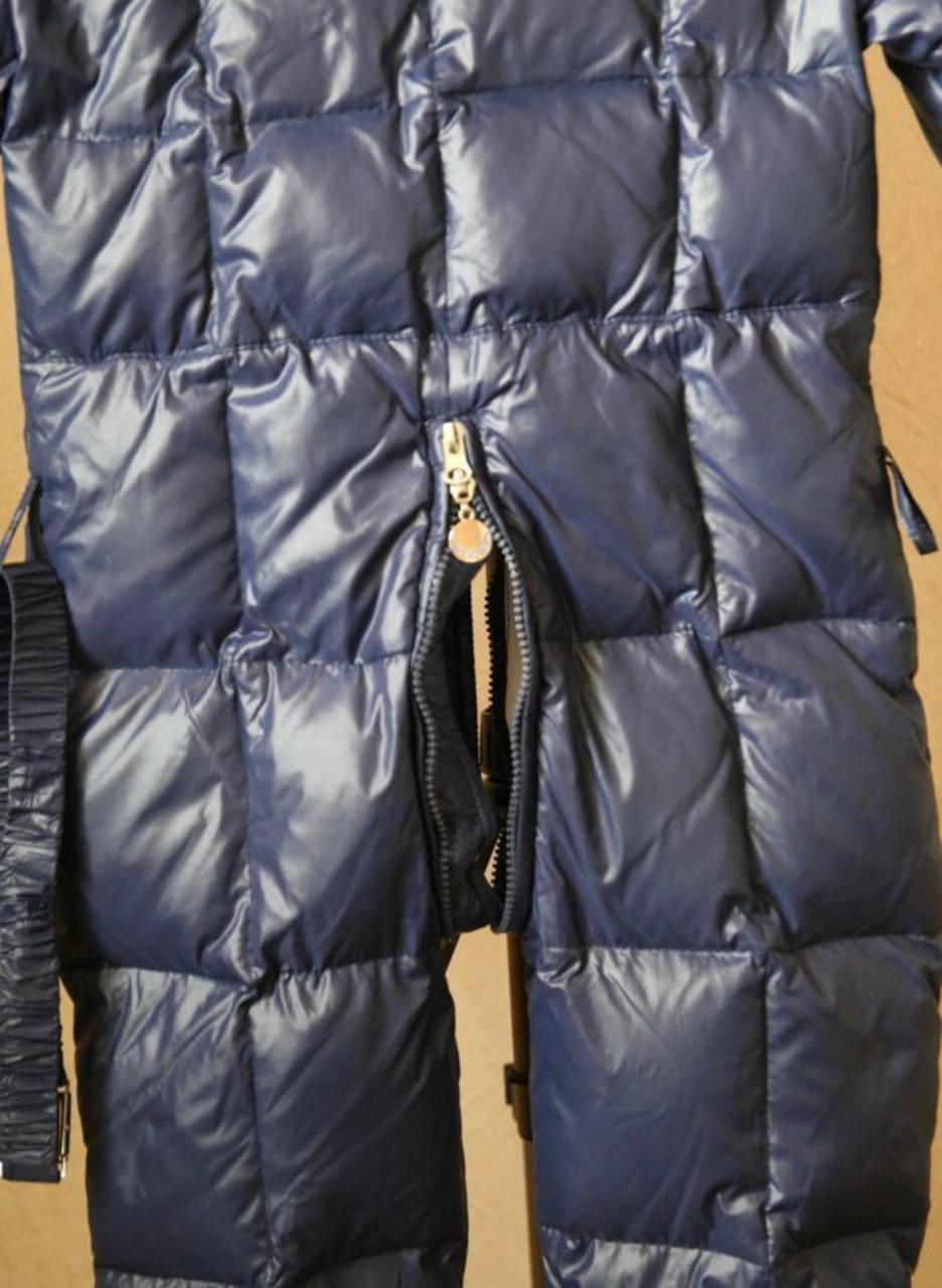 Зимний пуховый комбинезон с мехом енота - Товары для детей в Люберцы - фото 3