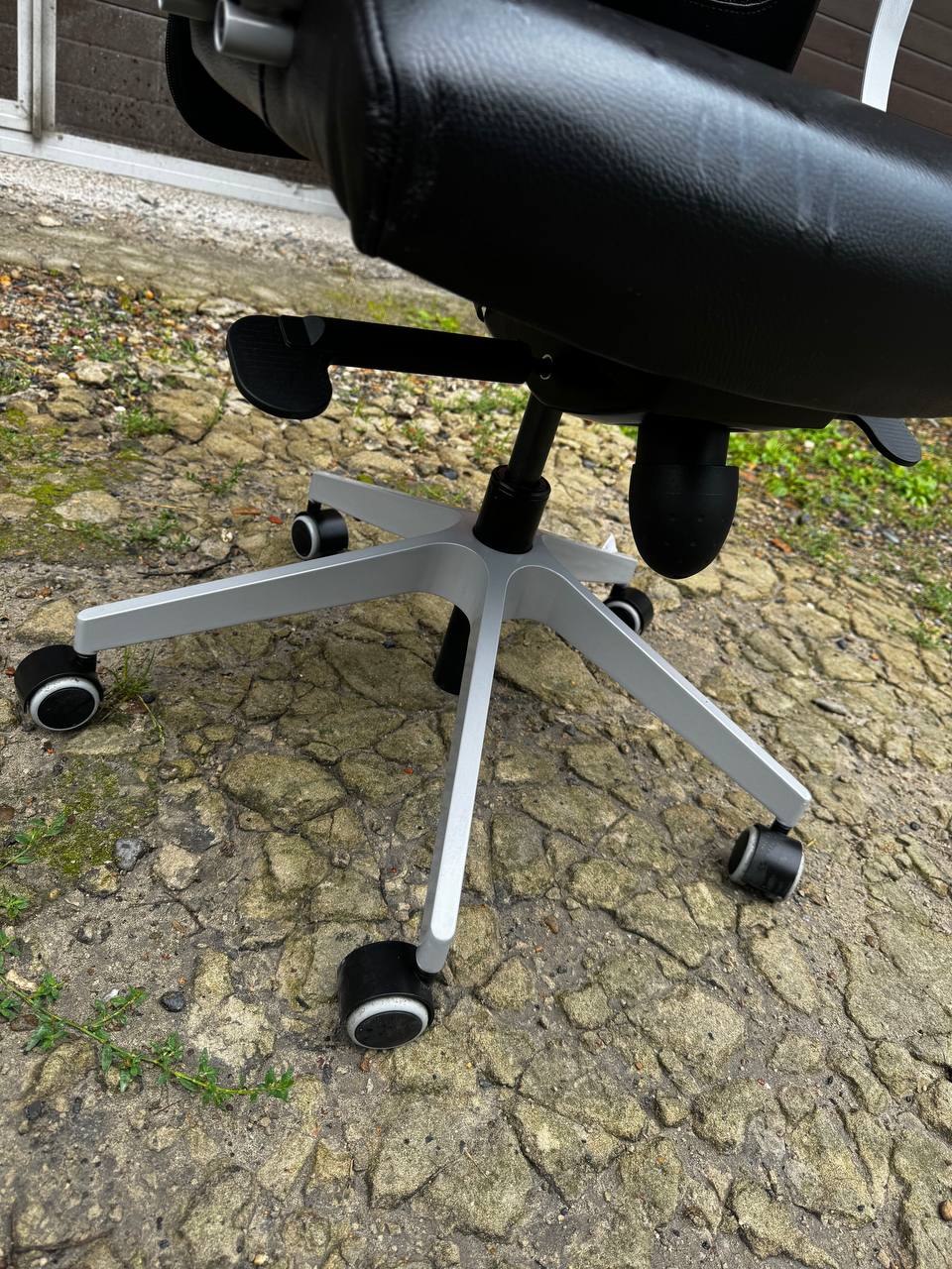 Продам офисное кресло - Для дома и дачи в Томск - фото 3