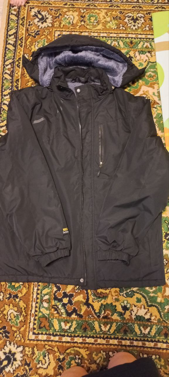 Продам зимнюю куртку 52р - Одежда в Томск - фото 2