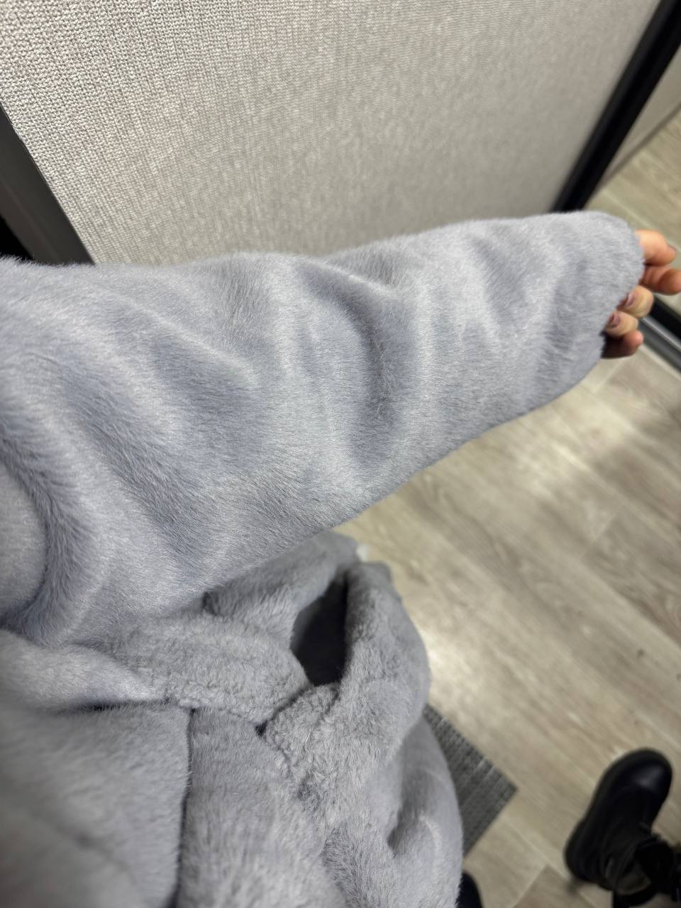 Продам искусственную шубу с поясом - частное объявление в Томск