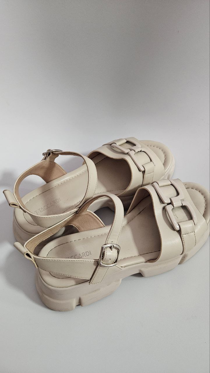 Продам босоножки 40 размер - частное объявление в Томск