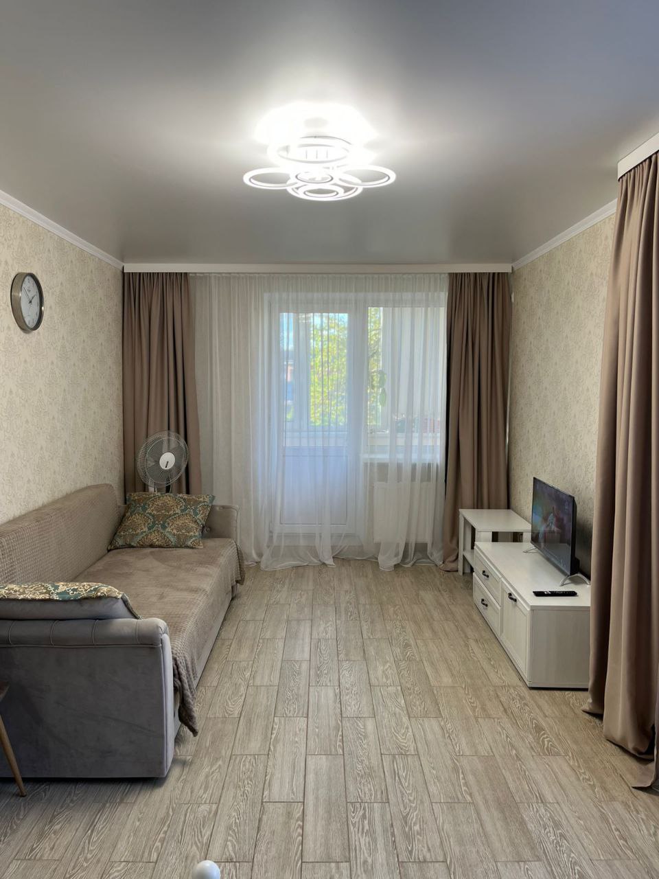 Сдается посуточно однокомнатная квартира - Недвижимость в Успенское