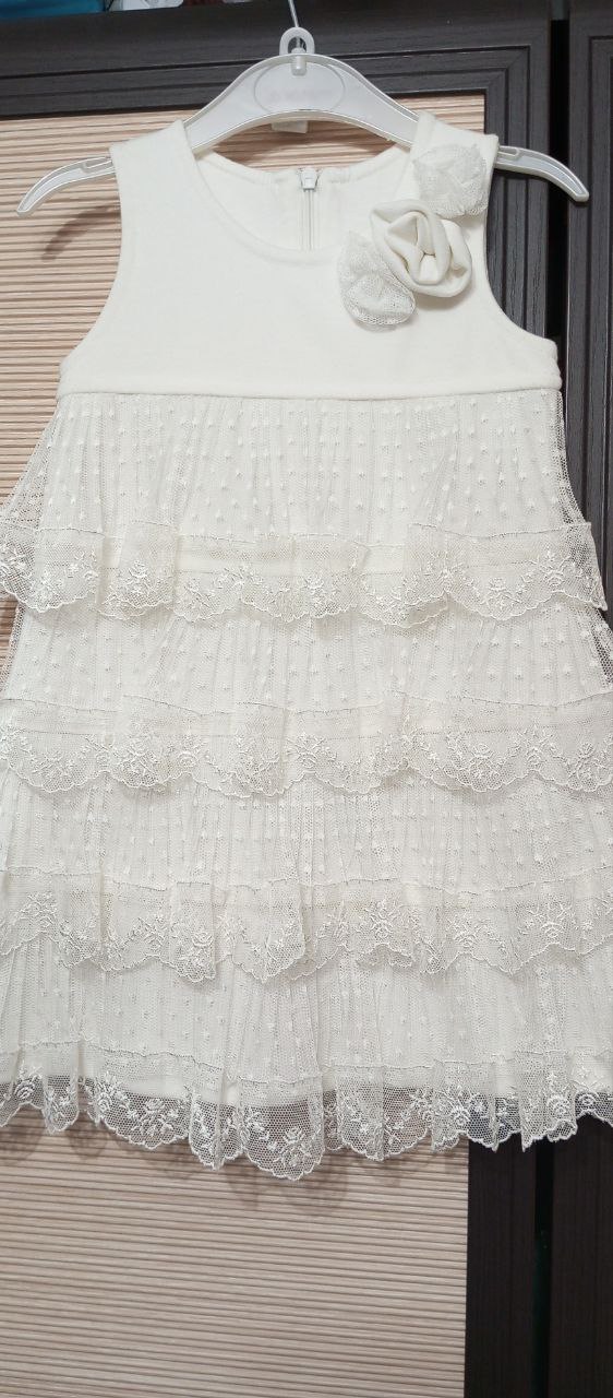 Новое праздничное платье размер 92 - частное объявление в Армавир-Успенское