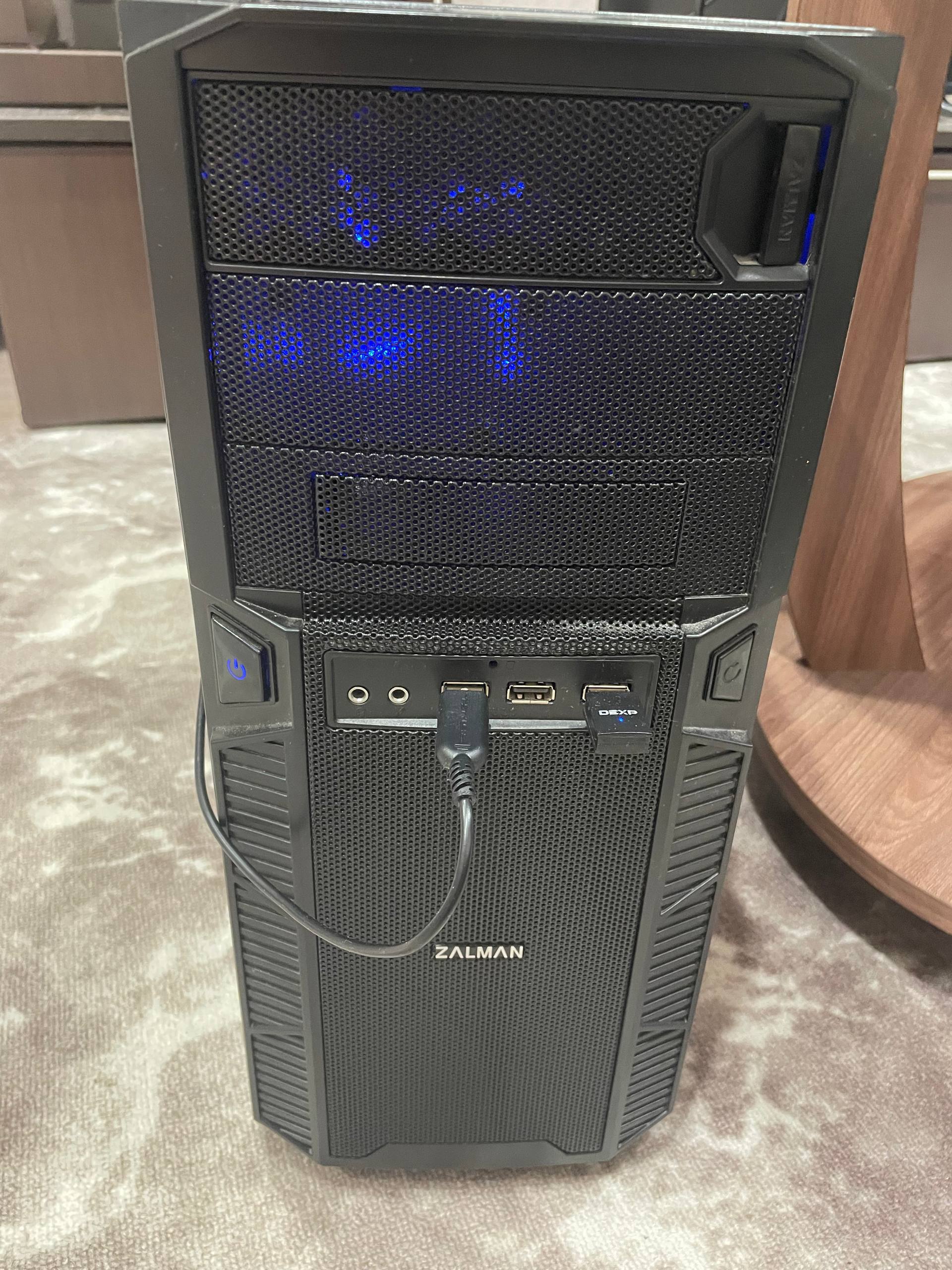 Продажа компьютера с монитором - Электроника в Саратов