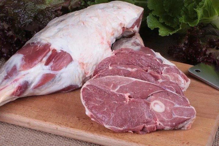 Продам деревенское мясо молодой говядины - Животные в Иркутск