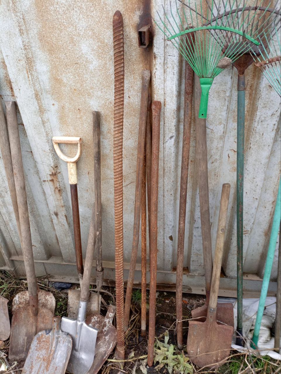 Продажа зимней резины и автозапчастей - Запчасти в Балашиха - фото 3