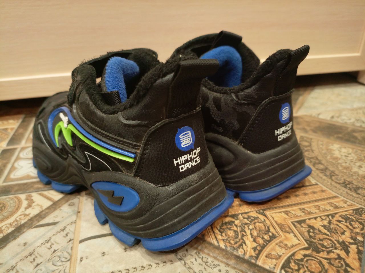 Демисезонные кроссовки на байке - Одежда в Йошкар-Ола - фото 4