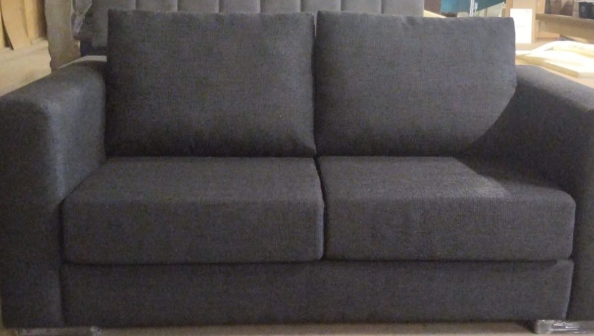 Новый стильный диван в чёрном цвете - Для дома и дачи в Калининград