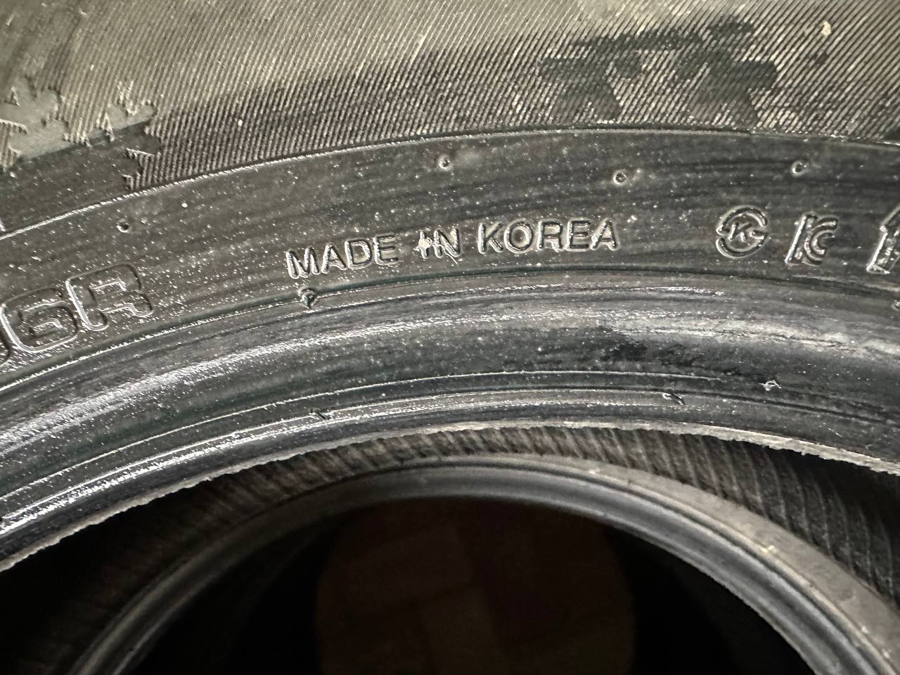 Корейская резина Kumho l'Zen KW31 215/60/17 - частное объявление в Армавир - Новокубанск