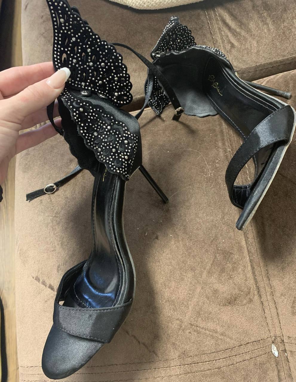 Босоножки-бабочки черные атласные - Одежда в Москва