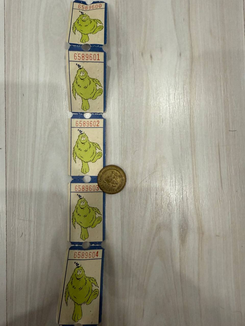 Артефакт 1990-х Купоны и жетон Стар Гэлакси - Хобби и отдых в Москва