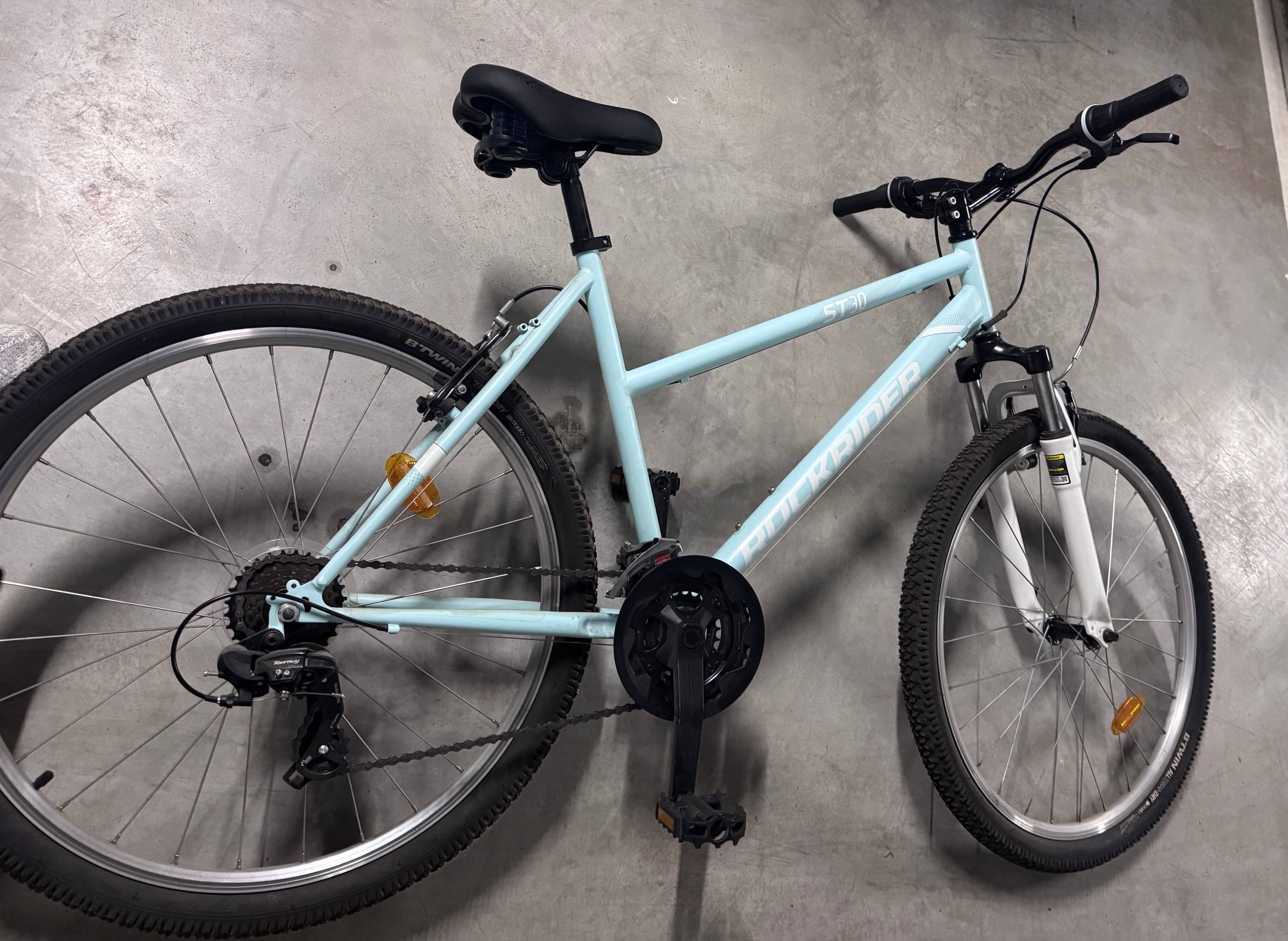 Продам горный велосипед rockrider ST 30 - Хобби и отдых в Королёв