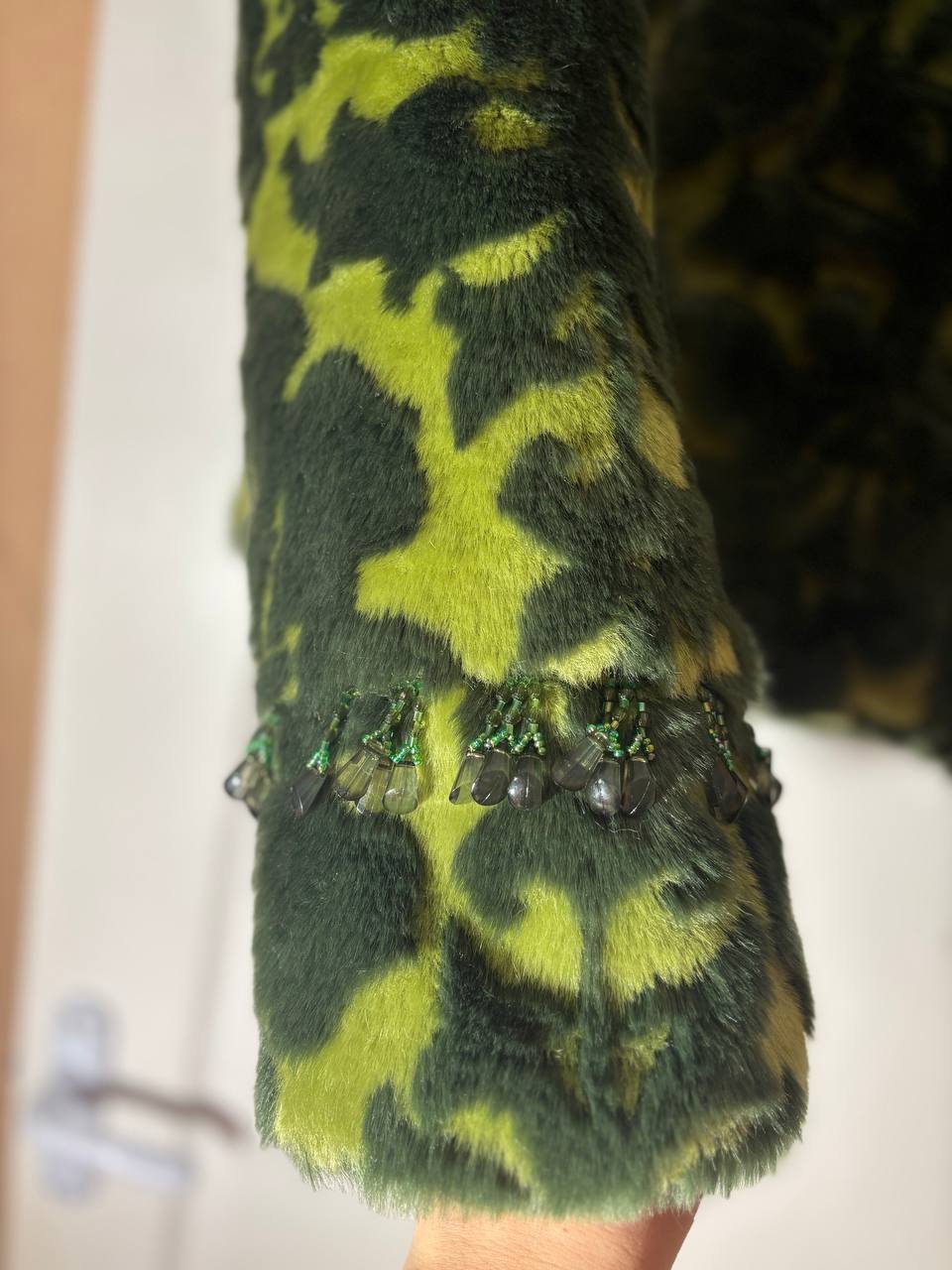 Красивая искусственная шуба - частное объявление в Дзержинск-Фаниполь