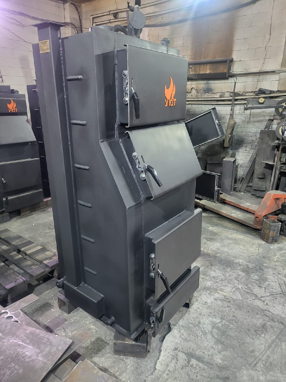 Акция Ликвидация склада котлов недельного горения - частное объявление в Барнаул