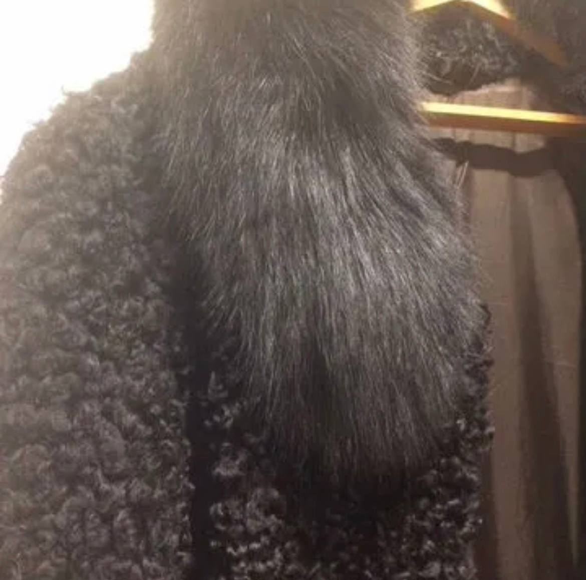 Шуба енот и шуба каракуль - Одежда в Люберцы, Котельники - фото 3