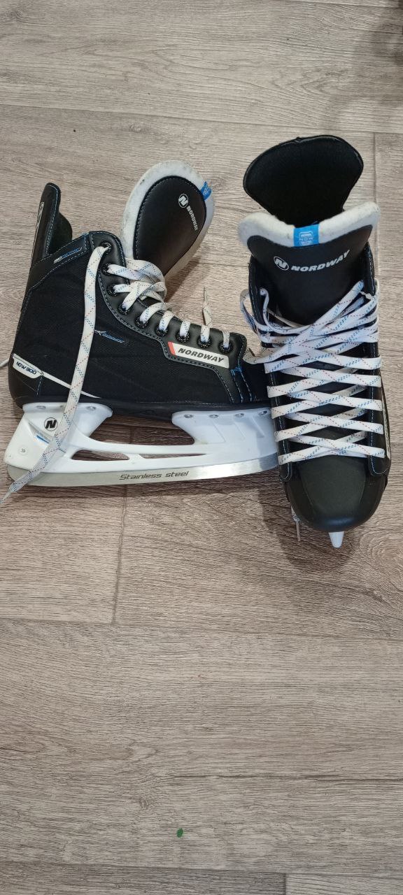 Коньки 39р-р - Хобби и отдых в Орск