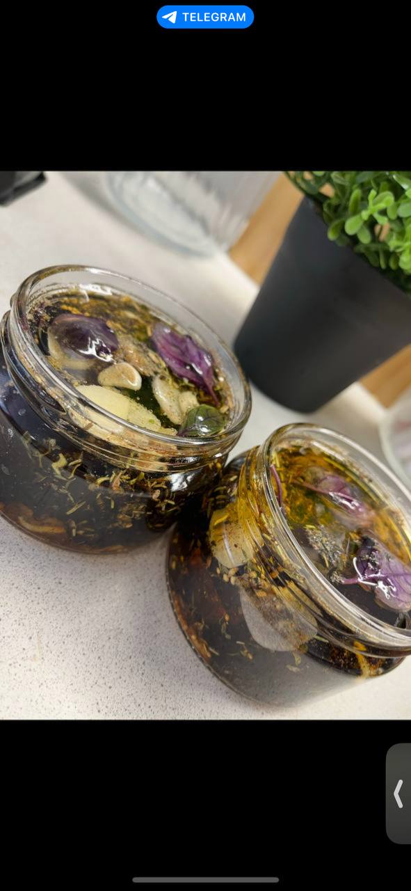 Вяленые томаты, слива и маринованные грибы - Для дома и дачи в Пенза