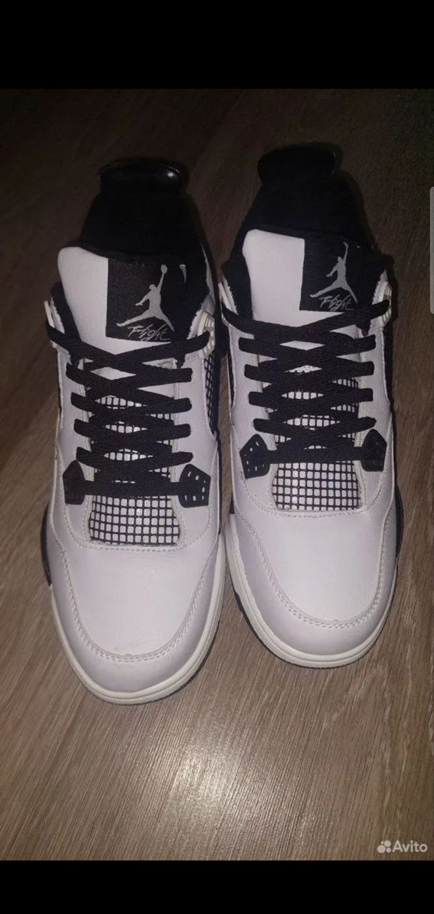 Кроссовки на меху - частное объявление в Новороссийск