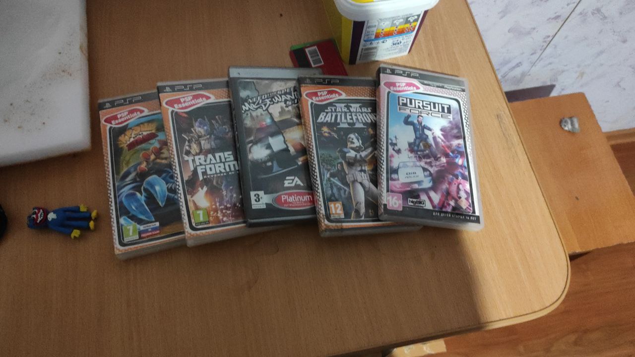 Продам PSP + диски - Электроника в Калининград - фото 3