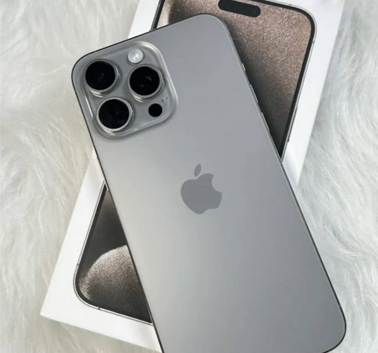 Продаю айфон 15 про Макс 256 гигов - Электроника в Сочи