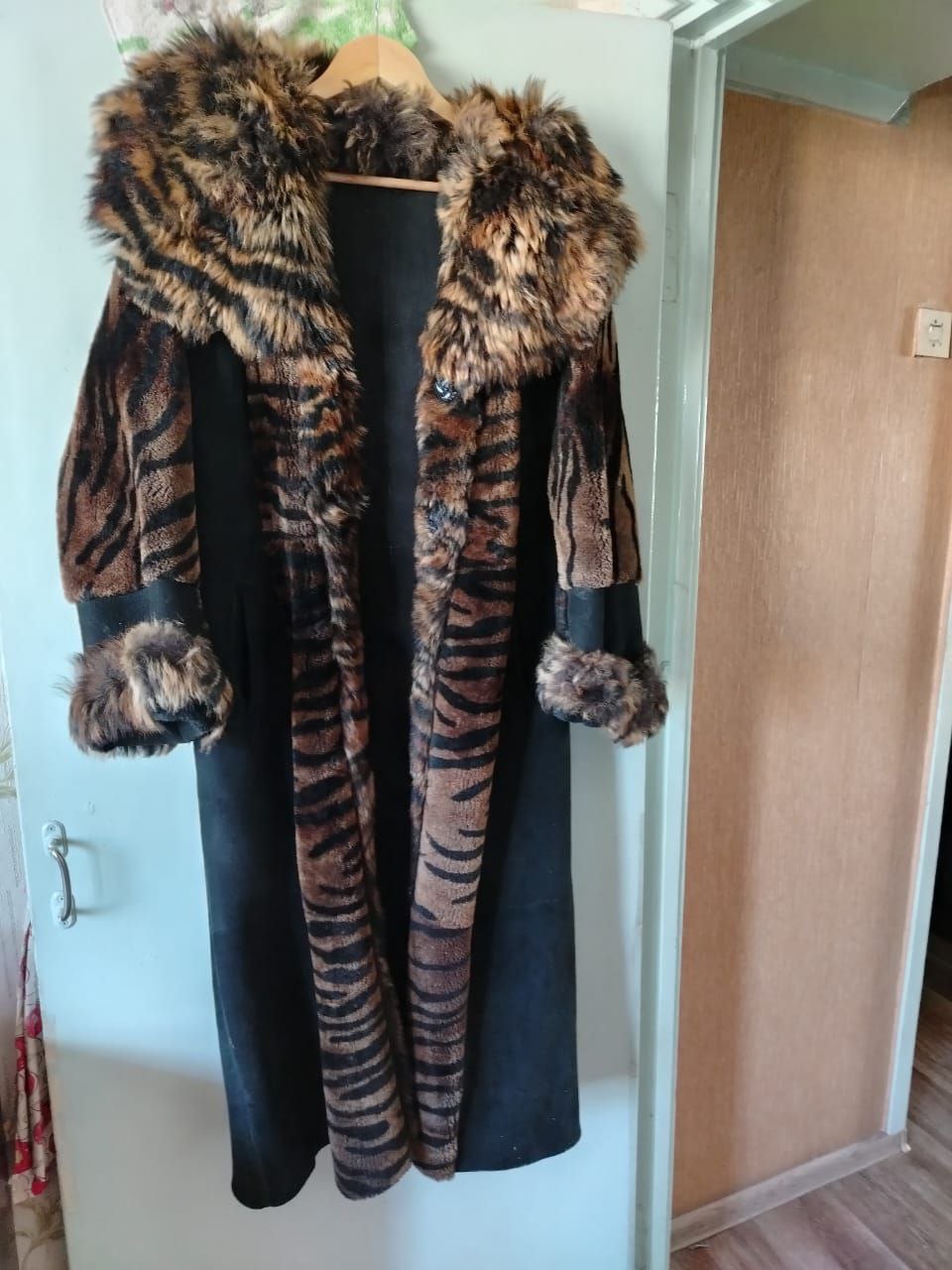 Дубленка натуральная с капюшоном - частное объявление в Чита