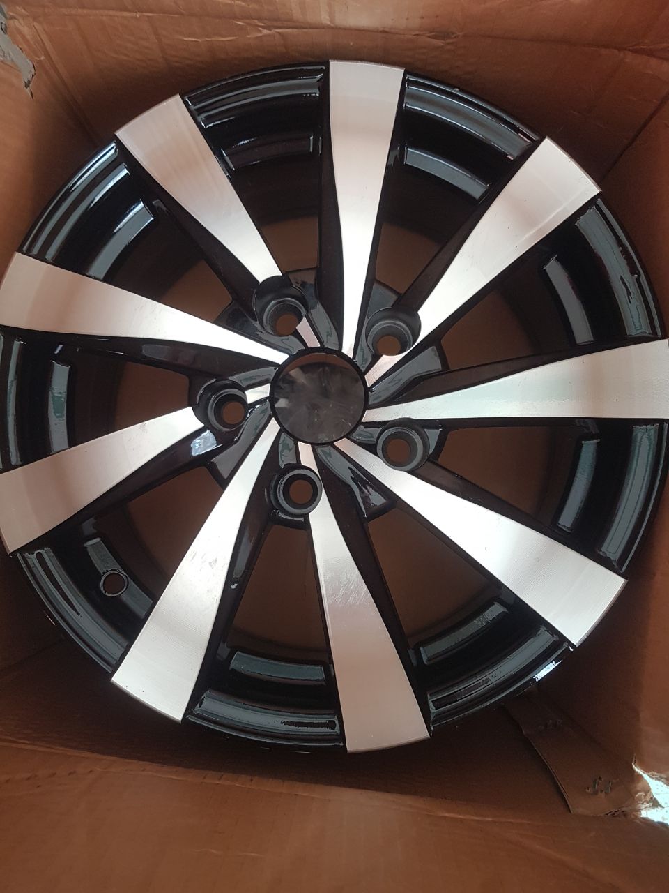 Продам новый комплект на14. 5.114.3 - частное объявление в Чита