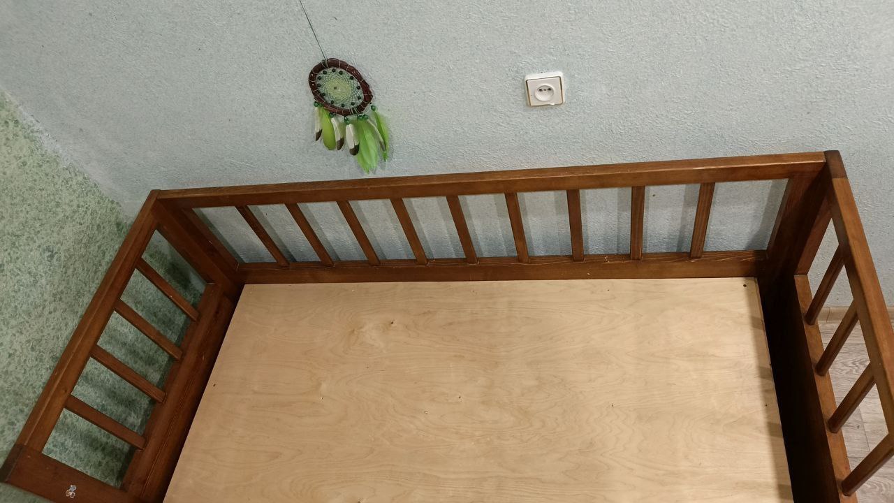 Продается кровать детская деревянная - Товары для детей в Чита - фото 2