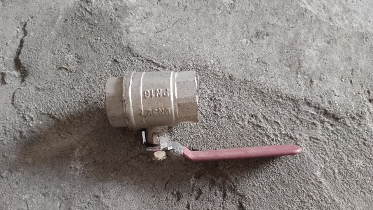 Продам краны шаровые д32 - Запчасти в Чита