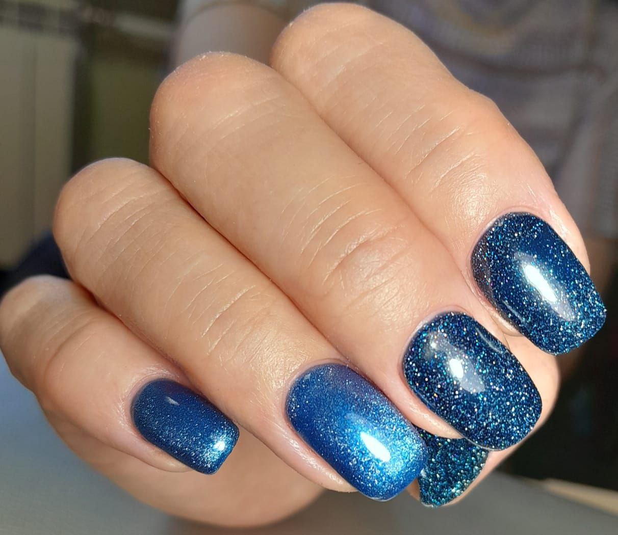 Услуги маникюра и педикюра - частное объявление в Томск