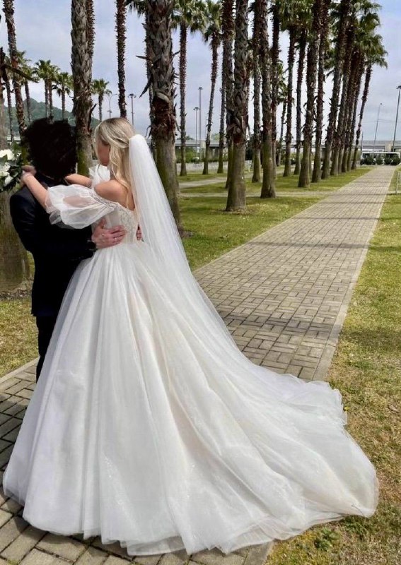 Свадебное платье из коллекции Свадебный гламур - Одежда в Сочи