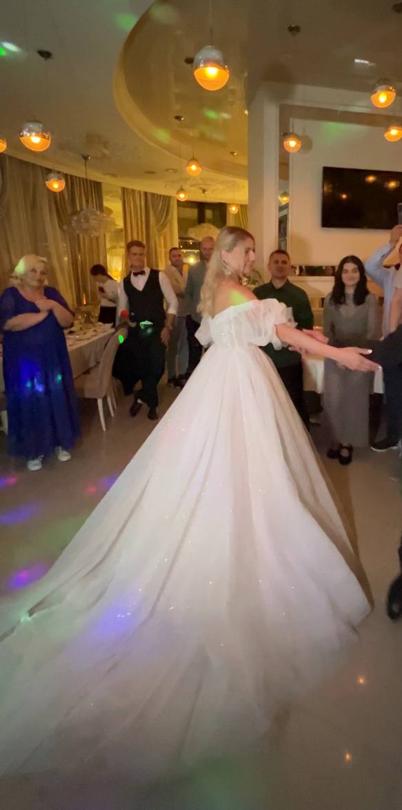 Свадебное платье из коллекции Свадебный гламур - Одежда в Сочи - фото 2