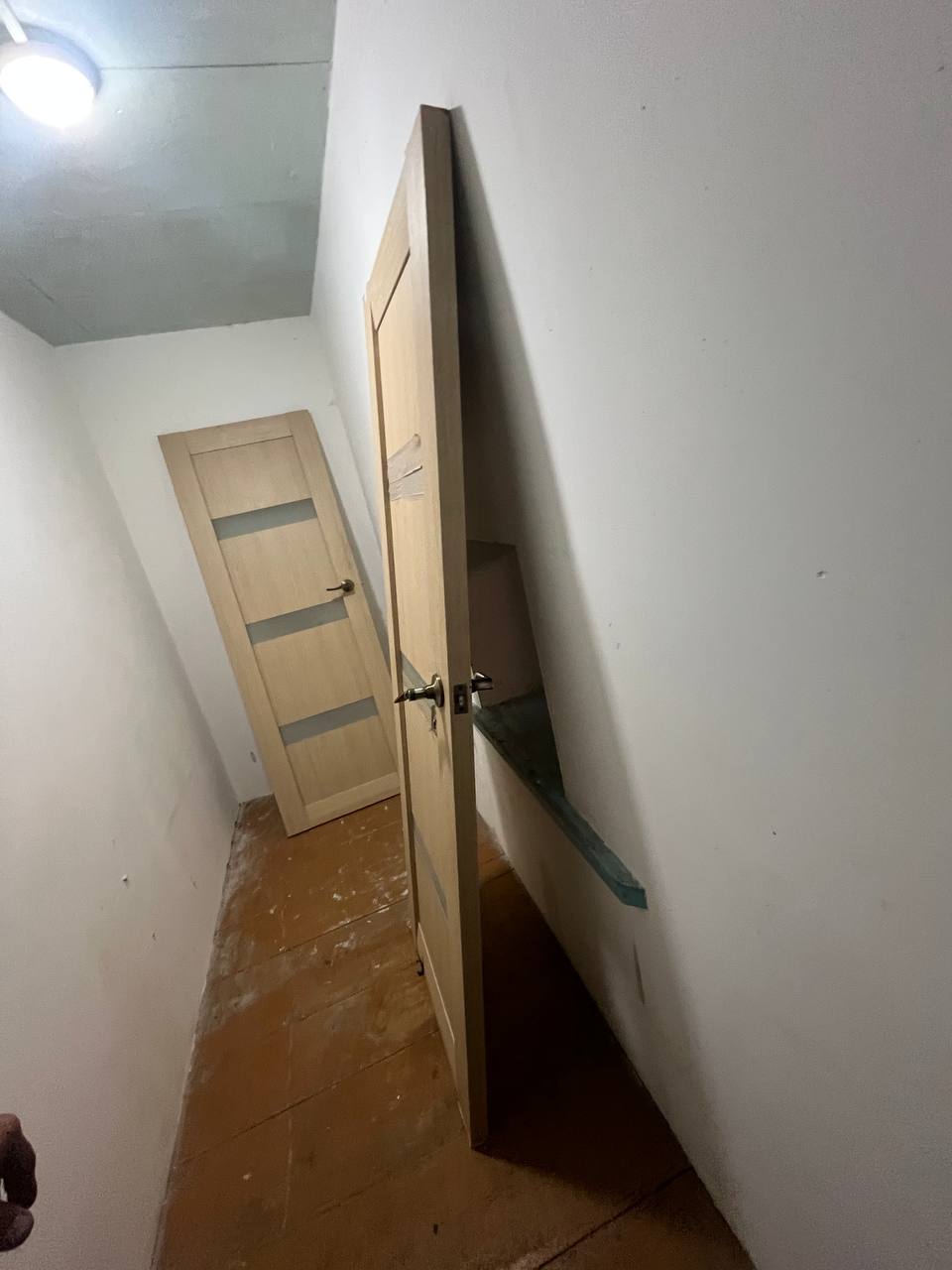 Продам три двери с ручками с замками б/у - Для дома и дачи в Самара - фото 3