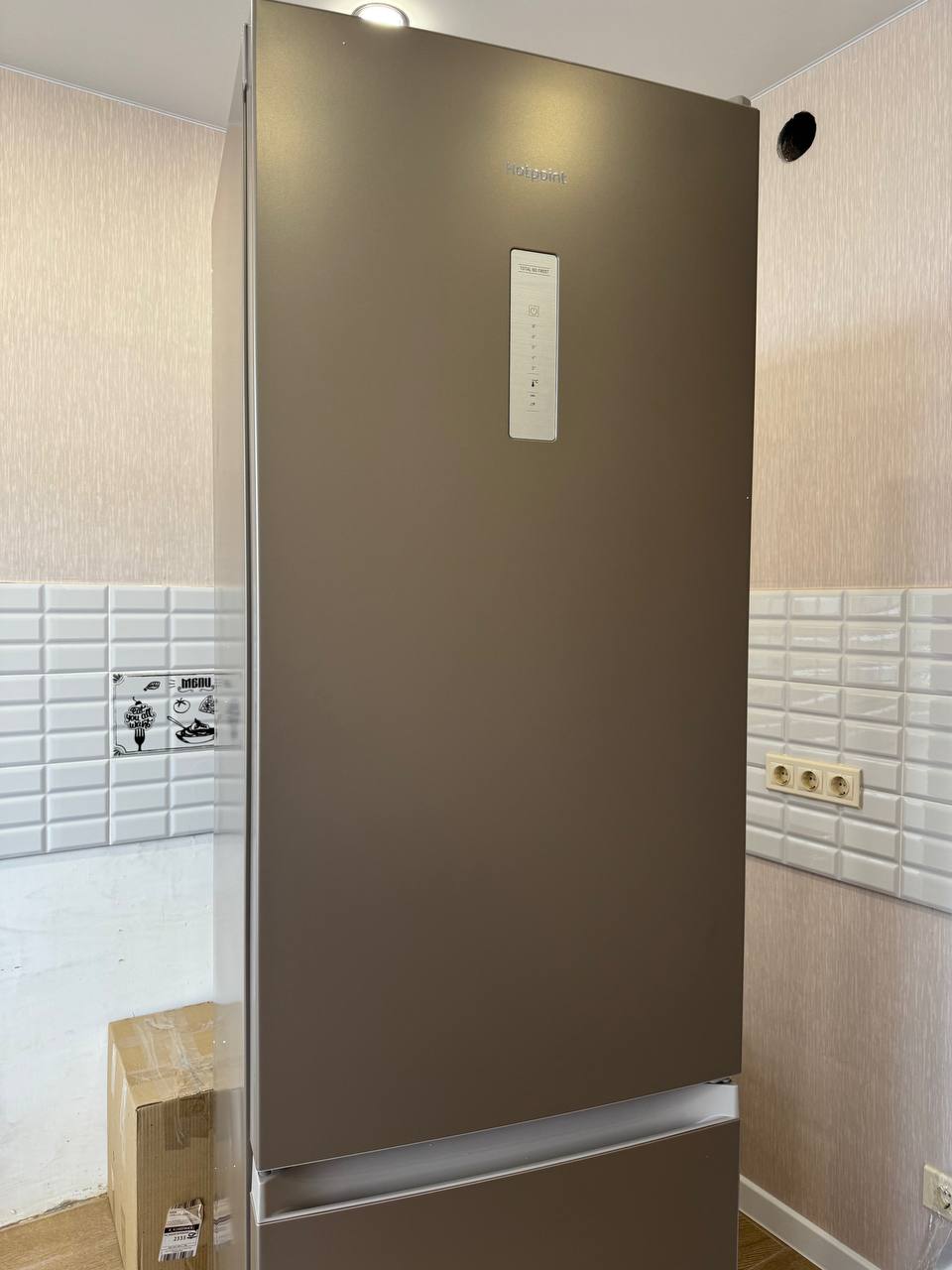 Холодильник Hotpoint HT 6200 BZ - Для дома и дачи в Балашиха - фото 5