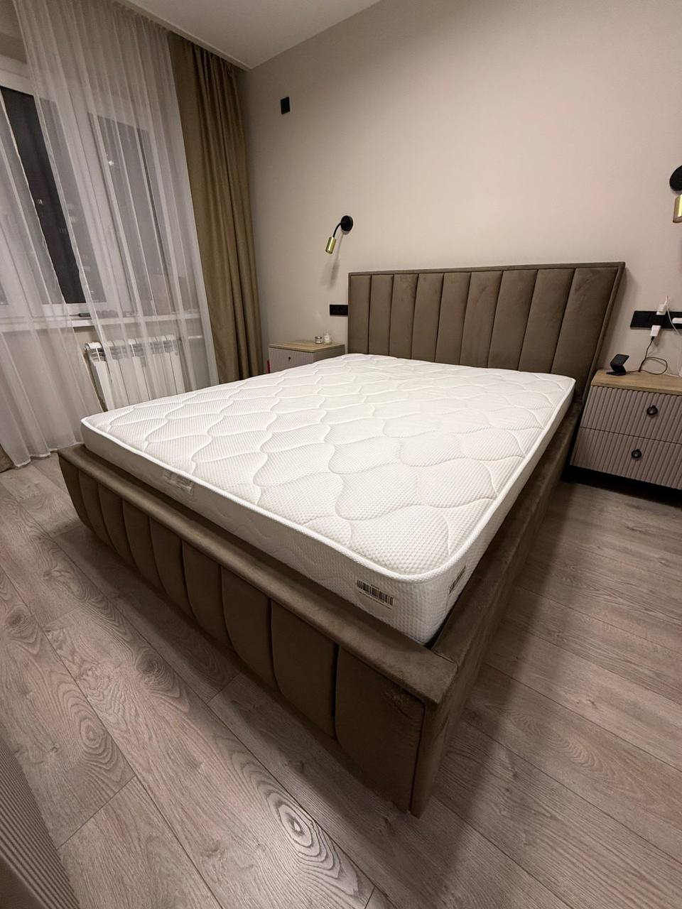 Кровать на ламелях коричневая велюровая - Для дома и дачи в Подольск - фото 2