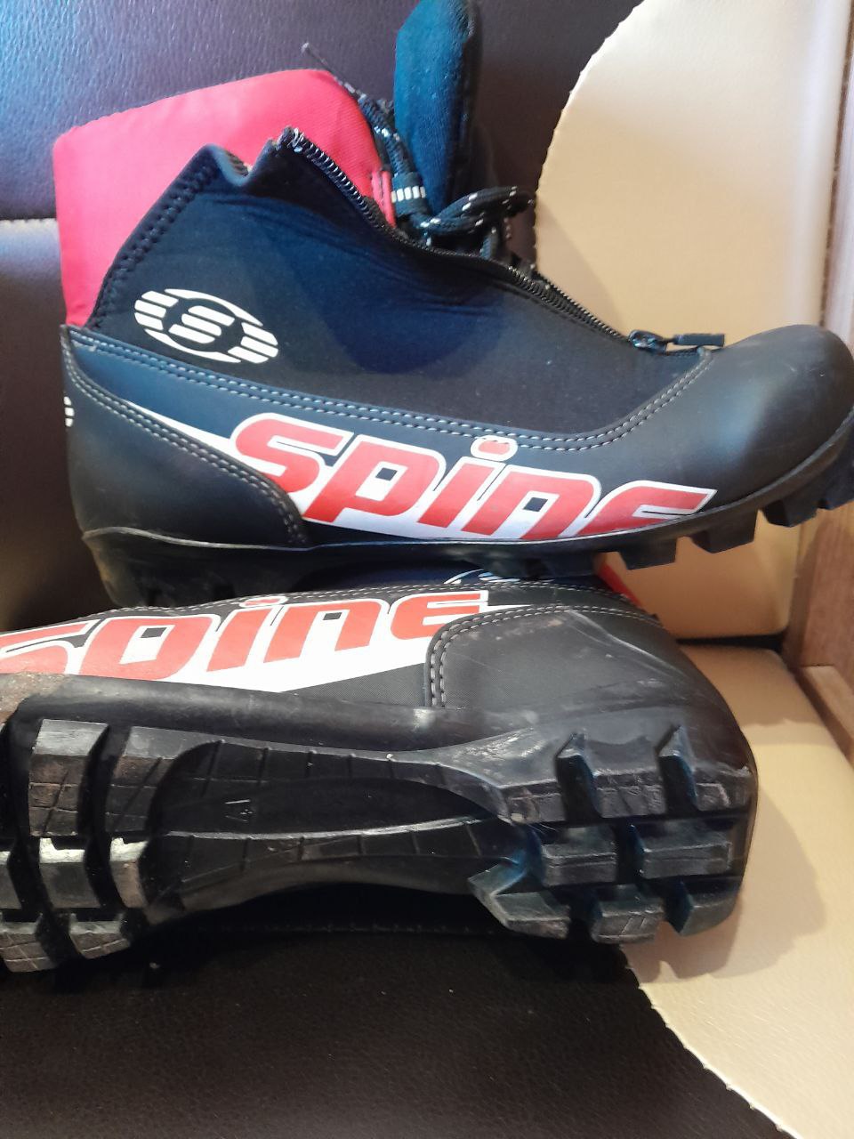 Ботинки лыжные 41р - частное объявление в Подольск