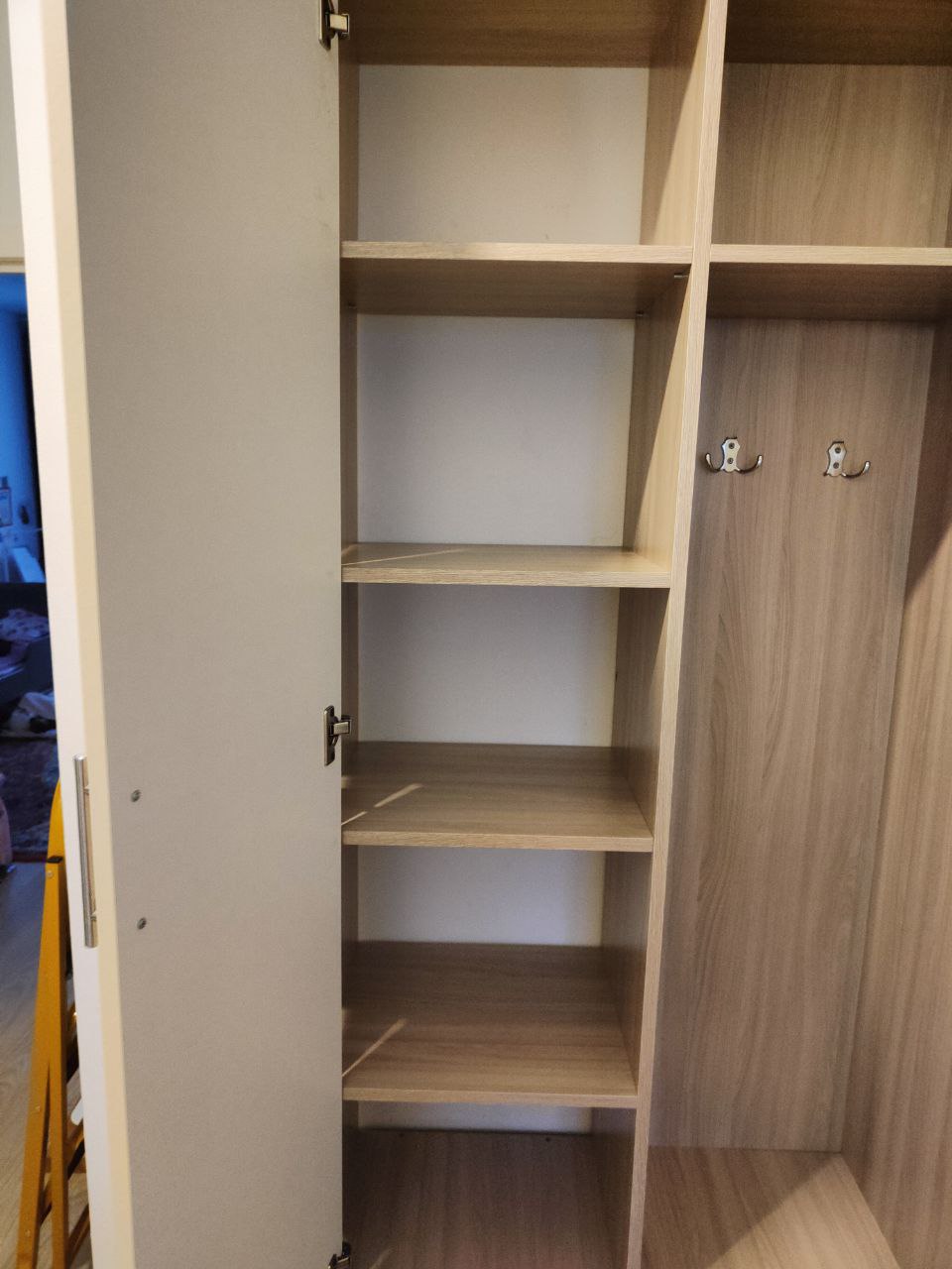 Шкаф в прихожую - частное объявление в Подольск