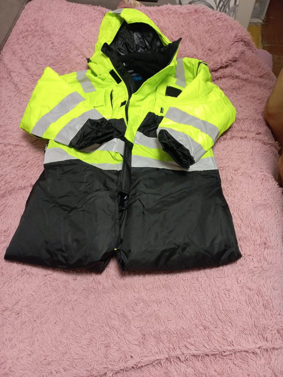 Продам зимние комбинезоны - Одежда в Владивосток - фото 4