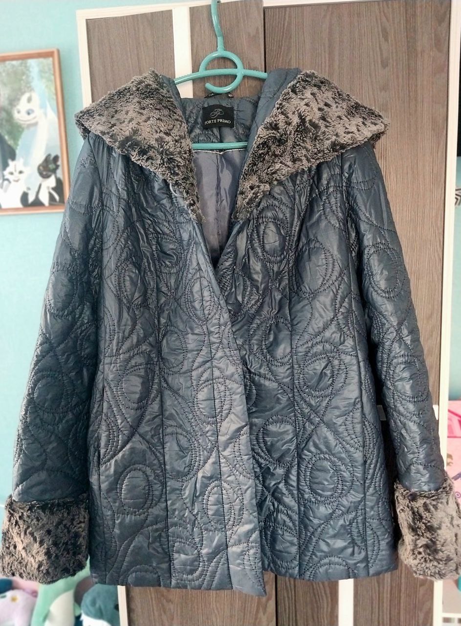 Куртка зимняя с капюшоном - частное объявление в Владивосток