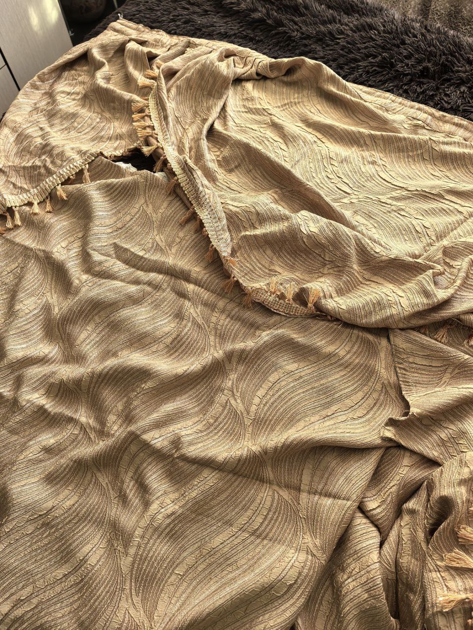 Продам два комплекта штор б/у - частное объявление в Чита