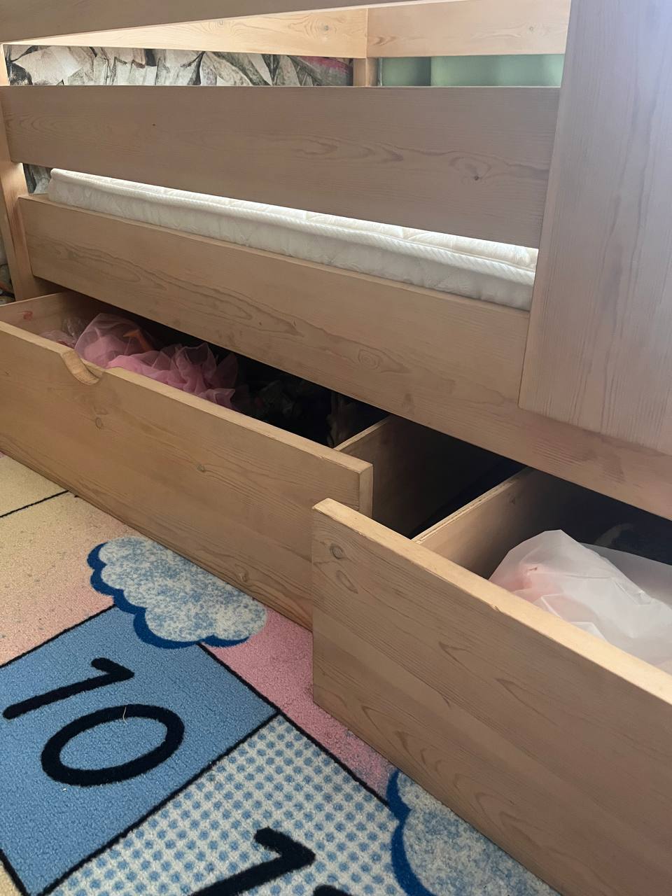 Продам 1,5 кровать с матрацем и наматрасником - Для дома и дачи в Владивосток - фото 3