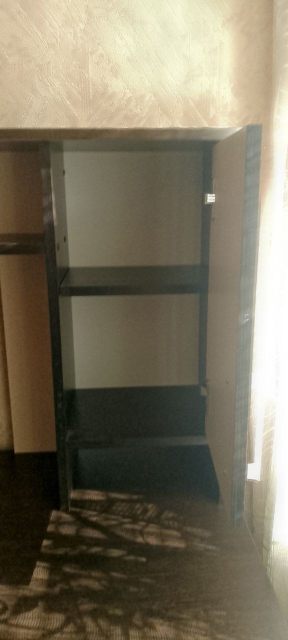 Продам добротный стол письменный рабочий - Для дома и дачи в Владивосток - фото 4