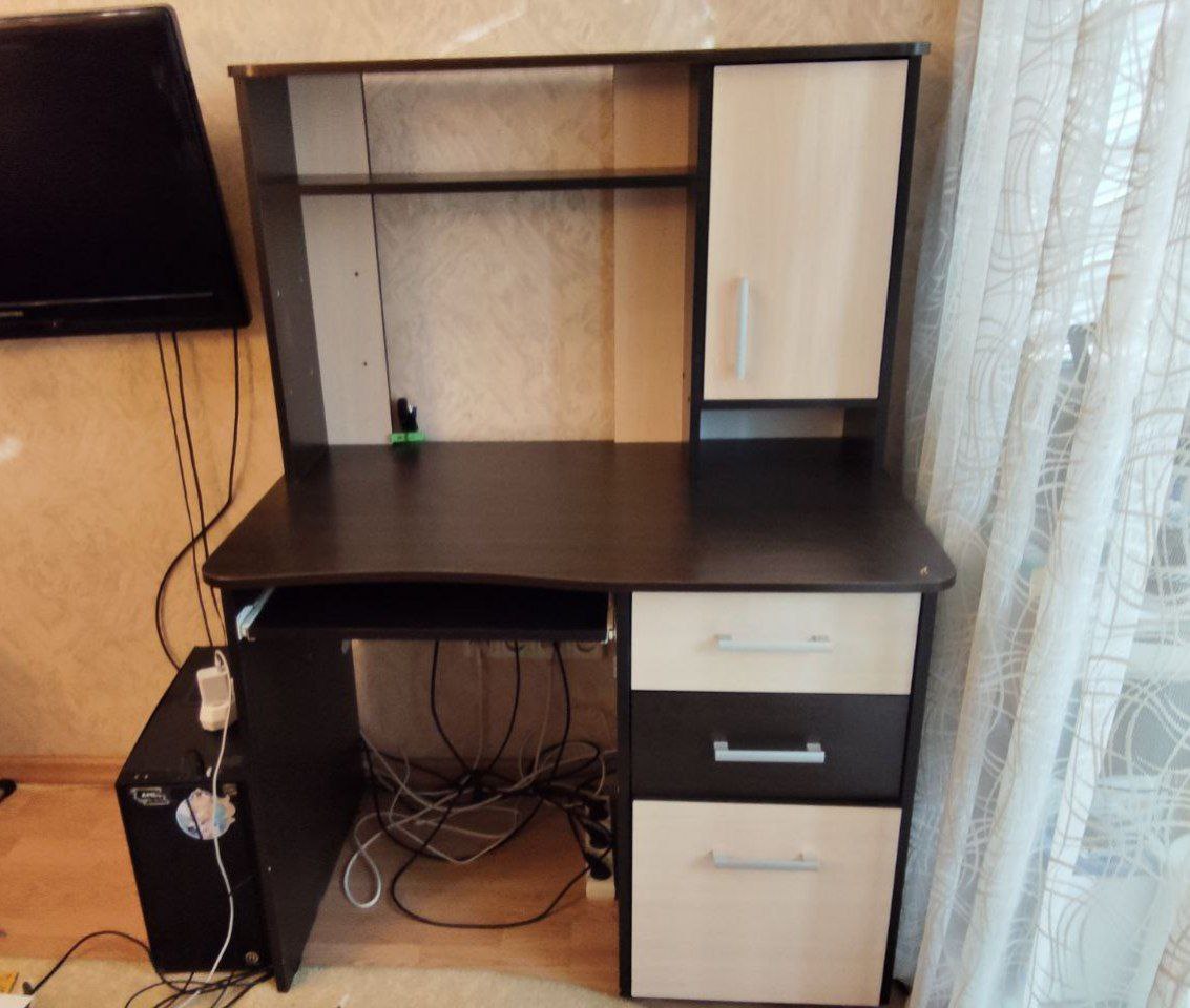 Продам добротный стол письменный рабочий - Для дома и дачи в Владивосток - фото 7