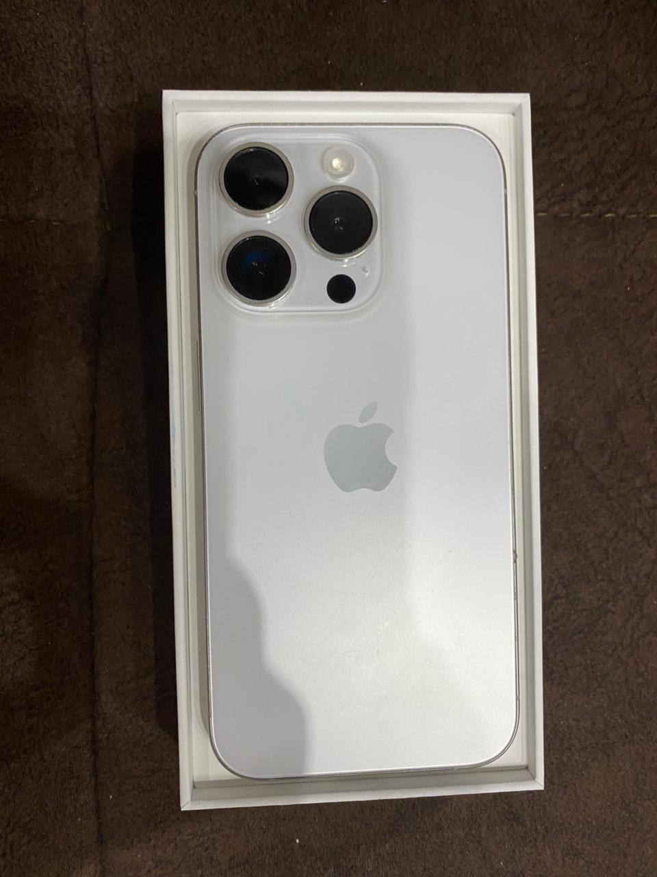 Продам айфон 15 про на 128 - Электроника в Владивосток